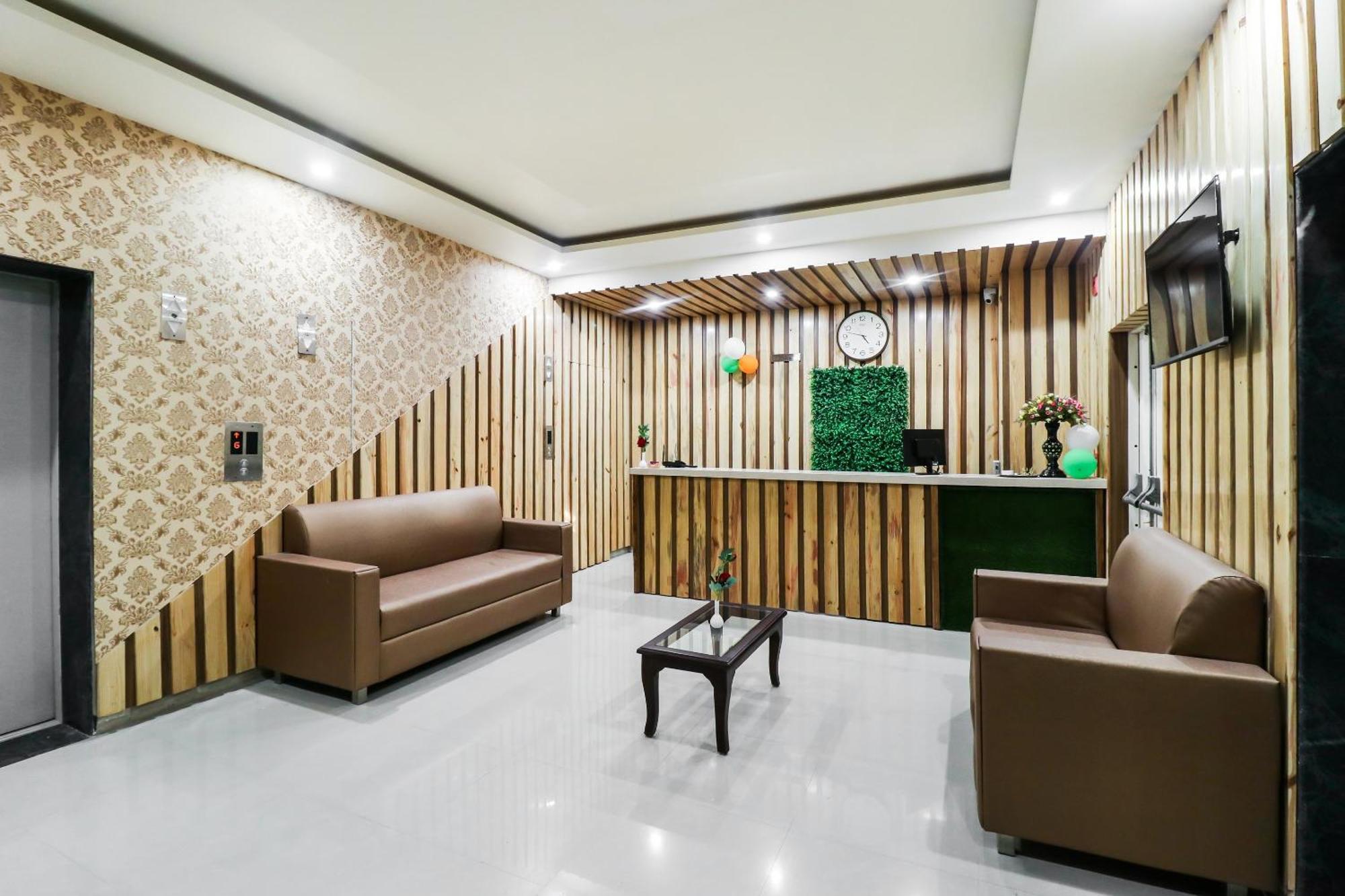 Hotel Grand 81 Faridabad Exteriér fotografie