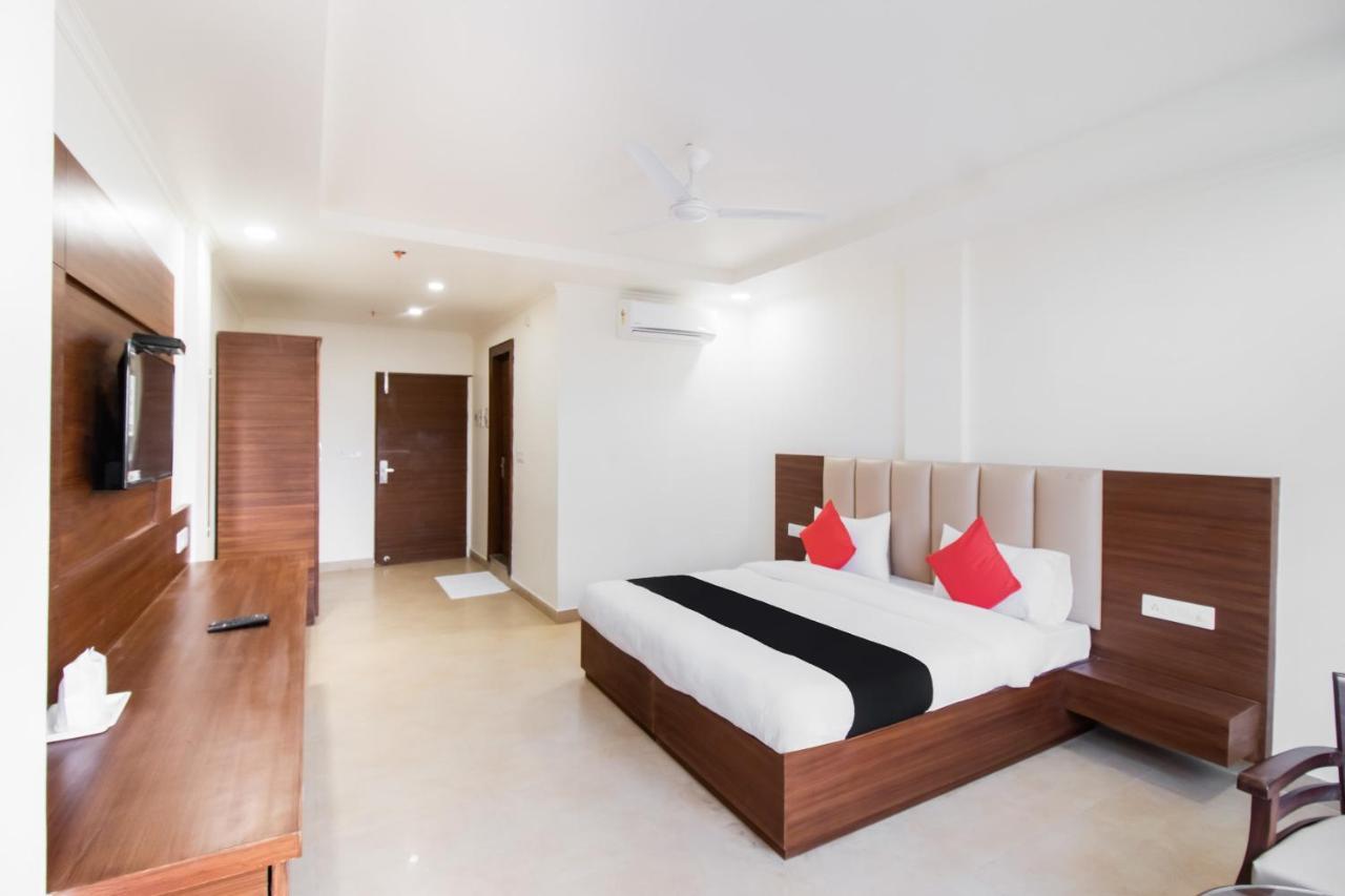Hotel Grand 81 Faridabad Exteriér fotografie