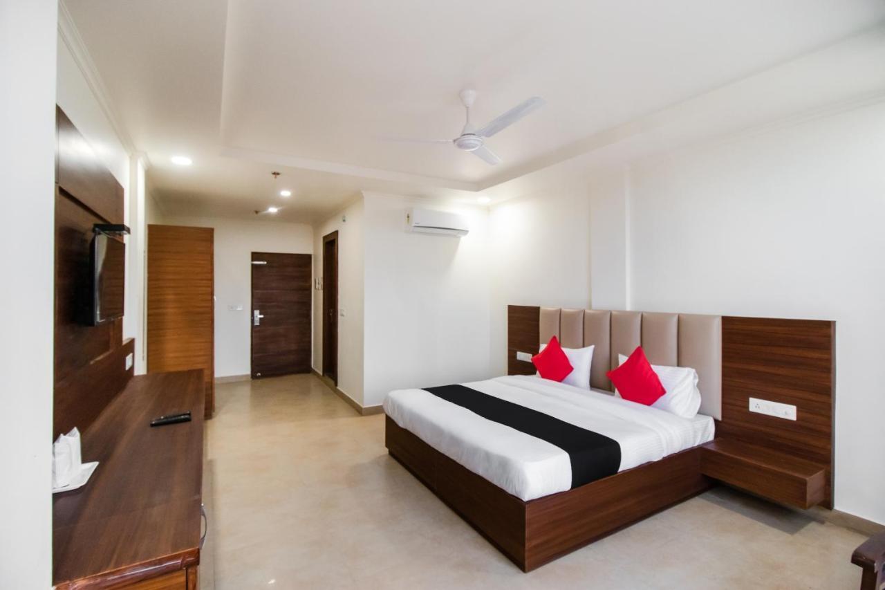 Hotel Grand 81 Faridabad Exteriér fotografie